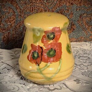 Salt Shaker (or Pepper), Ambiance "Fleur Rouge" by Nanette Vacher, Red Poppies